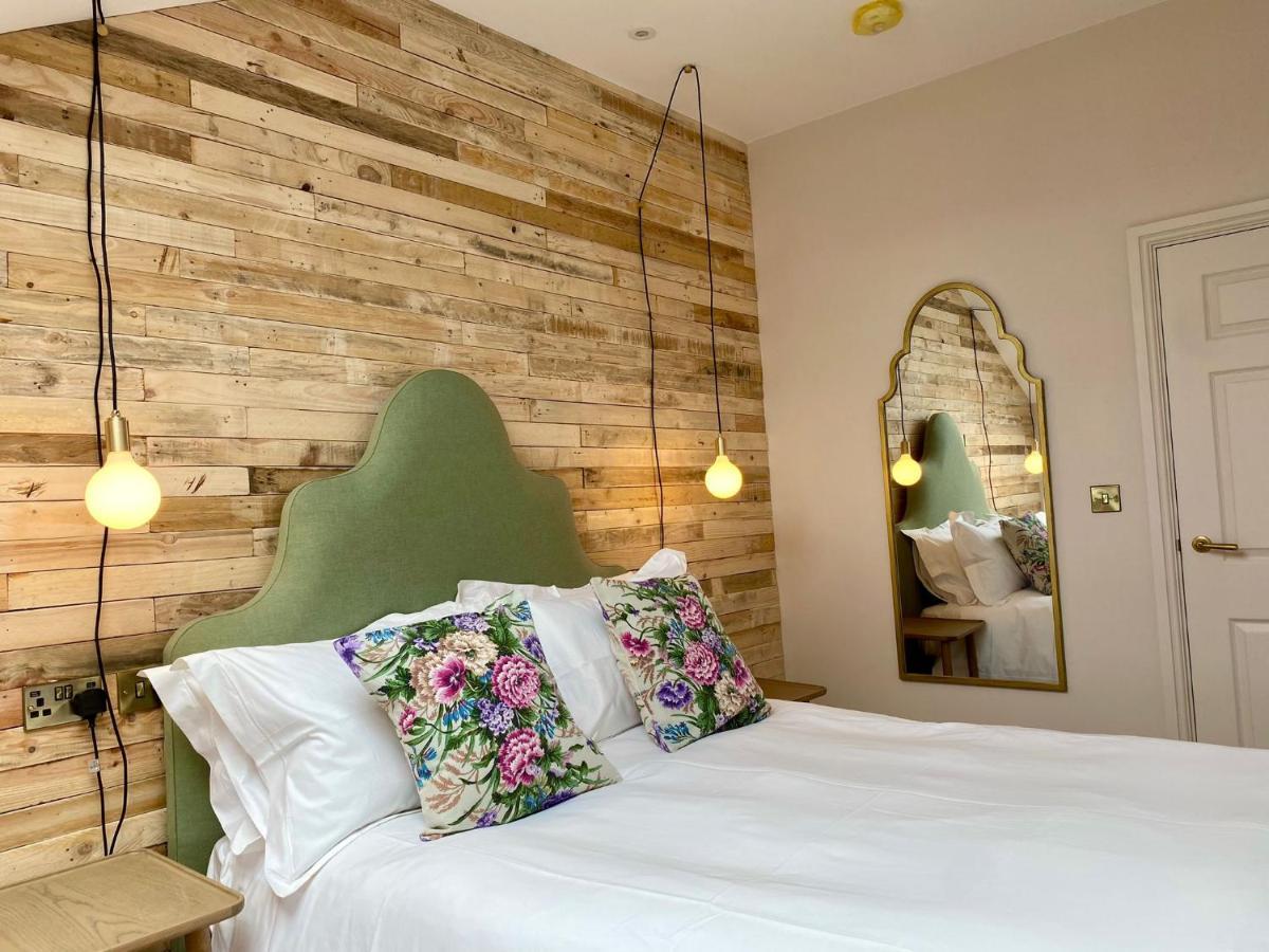 Railway House By Chateau Anna * York