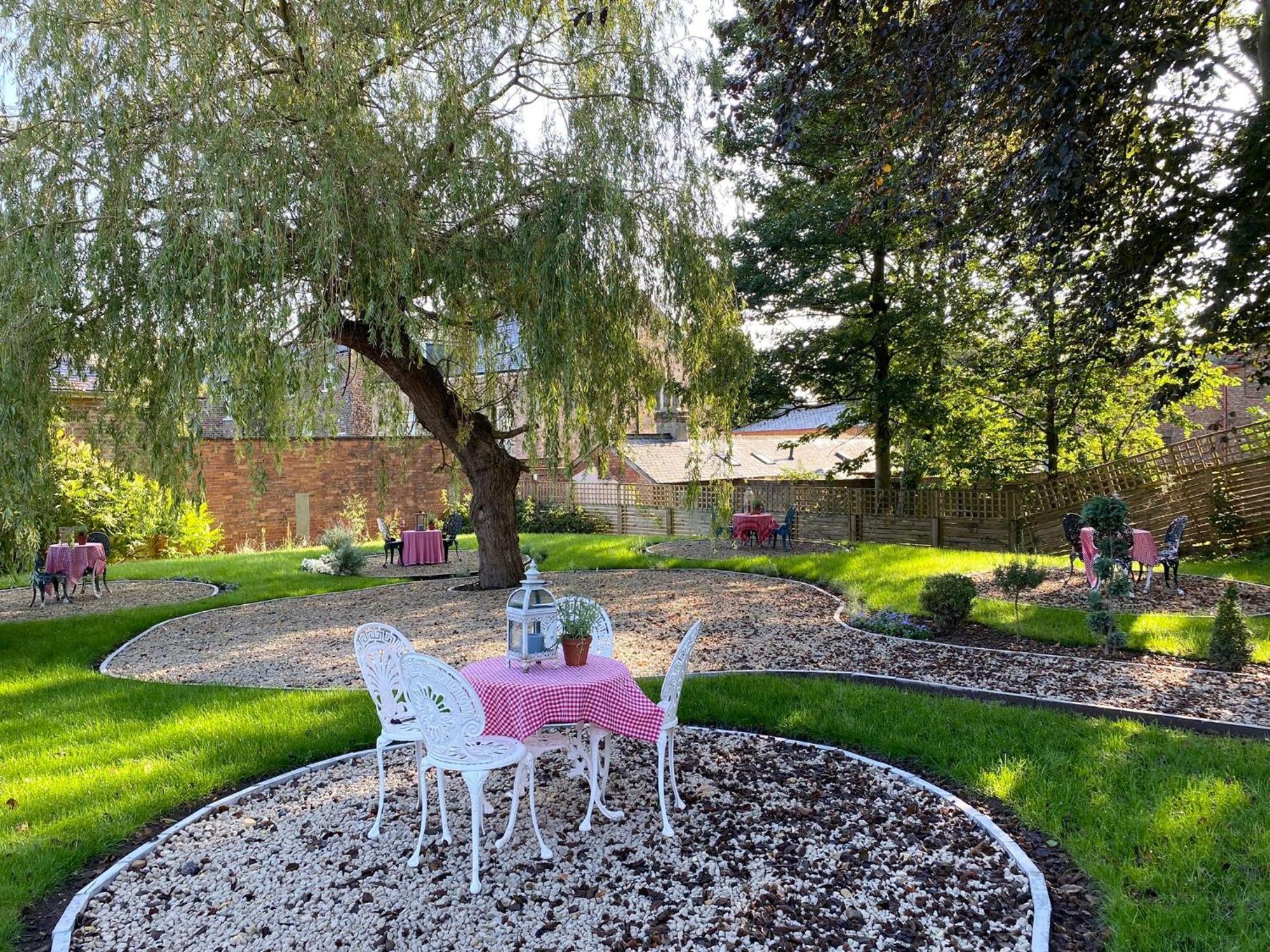Railway House By Chateau Anna Aparthotel *