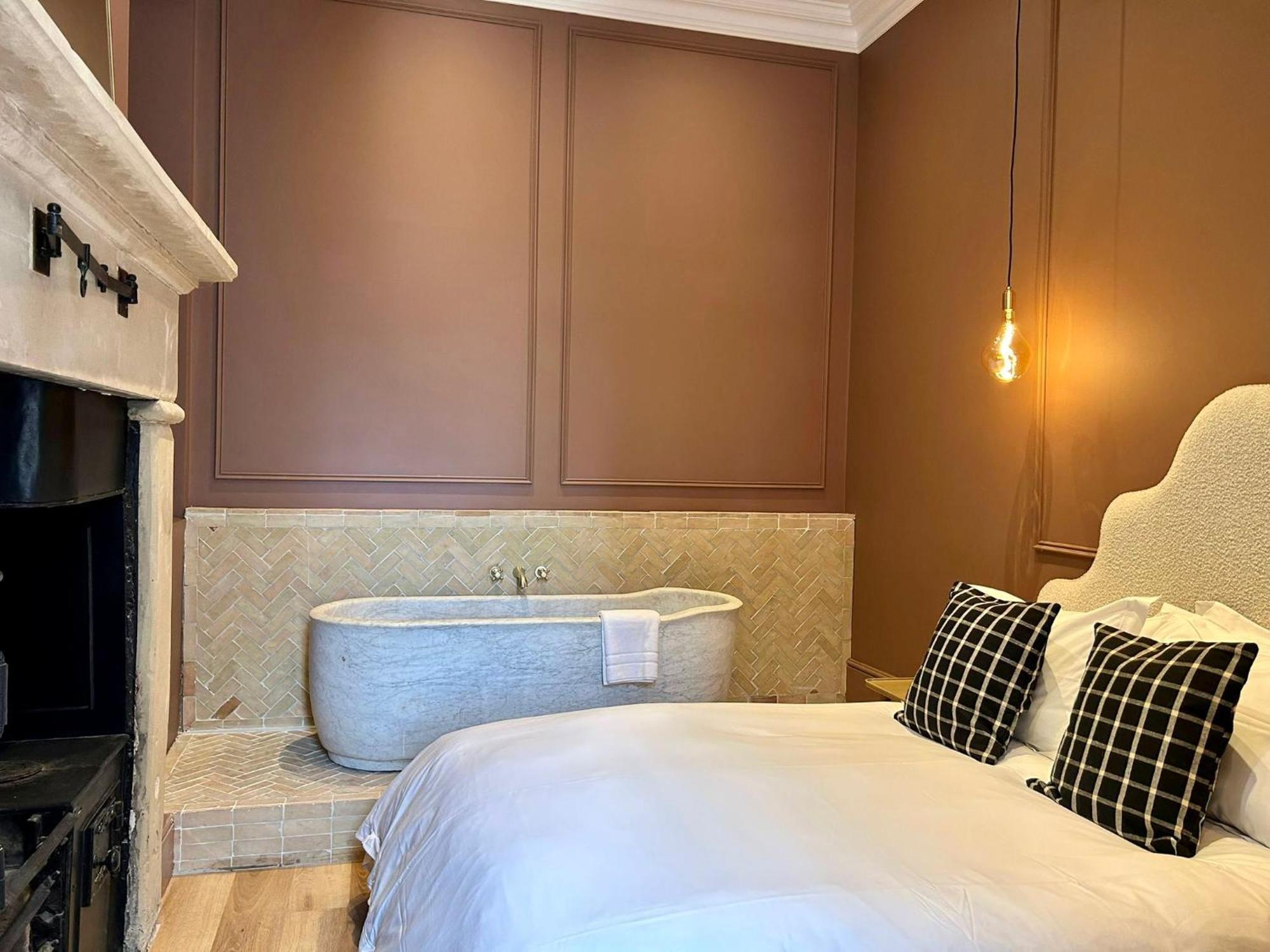 Aparthotel Railway House By Chateau Anna *